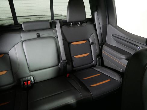 Used 2022 GMC Sierra 1500 AT4 w/ AT4 Premium Package image 14