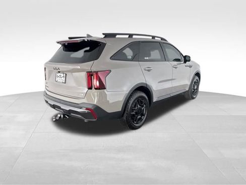 Certified 2025 Kia Sorento SX Prestige image 7