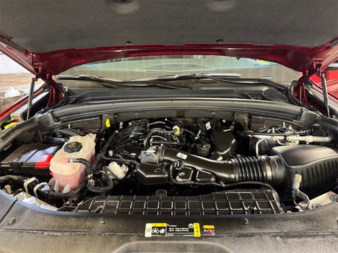 Used 2024 Jeep Grand Cherokee L Altitude image 27