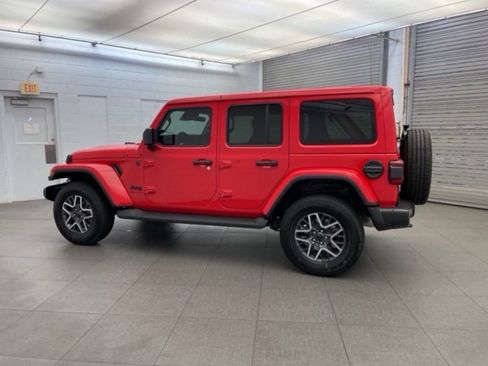 New 2026 Jeep Wrangler Sahara image 5