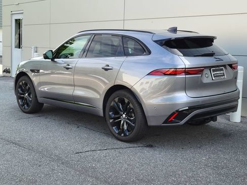 Used 2026 Jaguar F-PACE R-Dynamic S AWD/4WD image 3