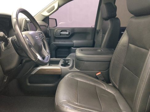 Used 2020 Chevrolet Silverado 1500 LT Trail Boss AWD/4WD image 17