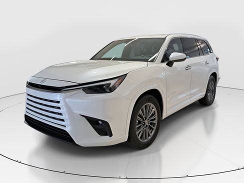 New 2026 Lexus TX 350 FWD image 3