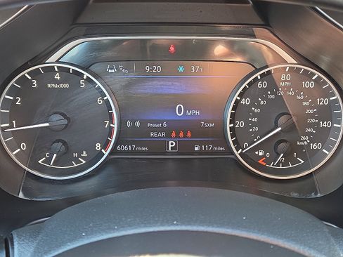 Used 2023 Nissan Murano S image 15