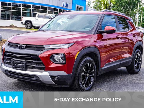 Used 2021 Chevrolet TrailBlazer LT w/ Convenience Package image 5