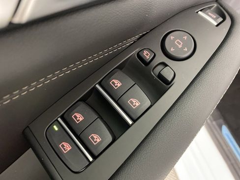 New 2026 BMW X5 xDrive40i w/ M Sport Package image 6