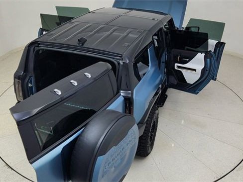 Used 2024 GMC Hummer EV 3X w/ Omega Edition image 86