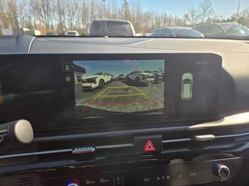 New 2026 Kia Sportage EX image 12