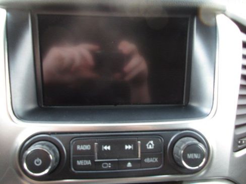 Used 2017 Chevrolet Tahoe LS AWD/4WD image 24