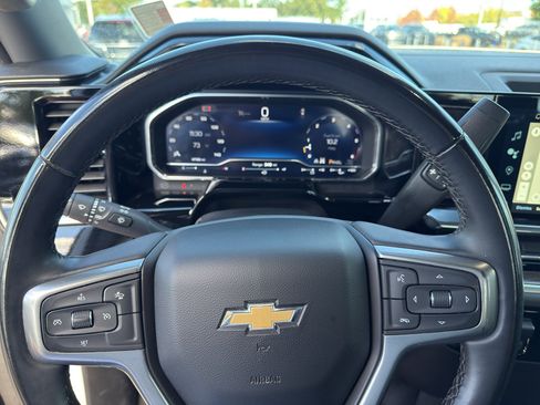 Used 2024 Chevrolet Silverado 2500 LT image 24