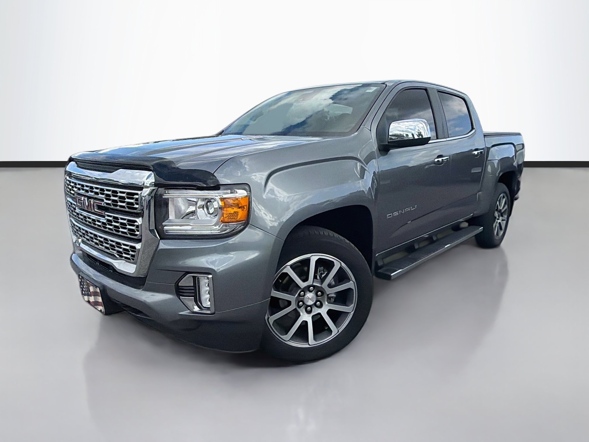 Used 2021 GMC Canyon Denali AWD/4WD image 1