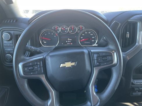 Used 2023 Chevrolet Silverado 2500 Custom w/ Custom Value Package image 14