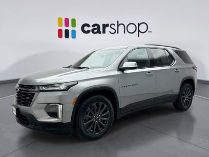 Used 2023 Chevrolet Traverse RS