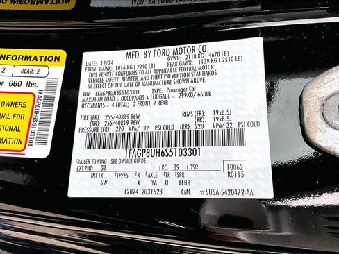 Certified 2025 Ford Mustang Premium image 34