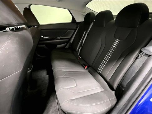 Used 2023 Hyundai Elantra SEL w/ Convenience Package image 33