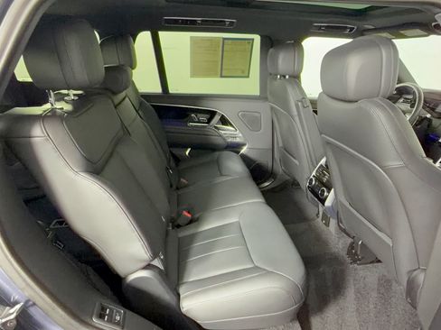 Used 2024 Land Rover Range Rover Long Wheelbase SE AWD/4WD image 29