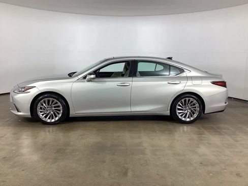 Used 2019 Lexus ES 350 w/ Accessory Package FWD image 8