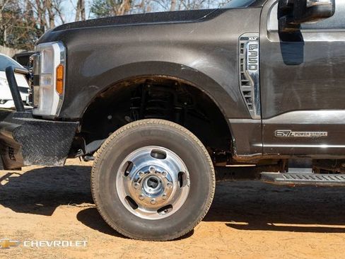 Used 2024 Ford F350 XLT image 10