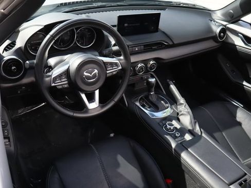 Used 2025 MAZDA MX-5 Miata RF Grand Touring RWD image 37