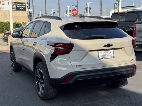 New 2026 Chevrolet Trax RS w/ Sunroof Package image 3
