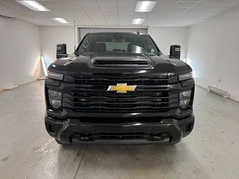 New 2026 Chevrolet Silverado 2500 Custom w/ Custom Value Package image 2