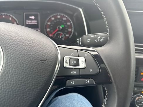 Used 2021 Volkswagen Jetta R-Line w/ R-Line Cold Weather Package image 24