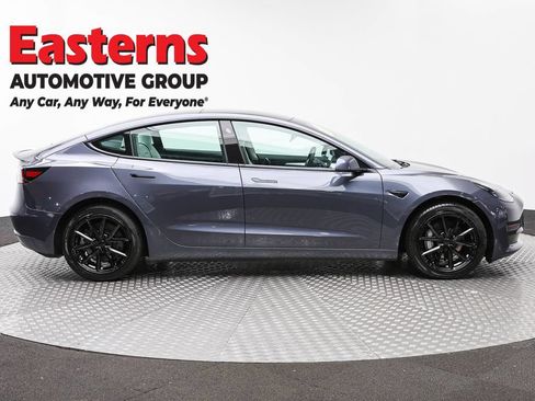 Used 2023 Tesla Model 3 Standard Range RWD image 4