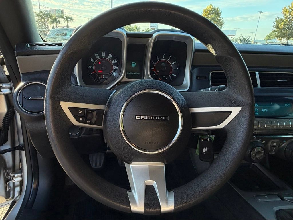 Used 2011 Chevrolet Camaro LS RWD image 13