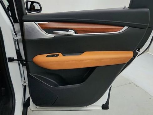 Certified 2023 Cadillac XT5 Premium Luxury image 21