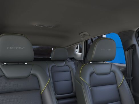 New 2026 Chevrolet Trax ACTIV w/ Driver Confidence Package FWD image 48