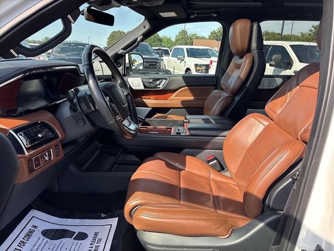 Used 2023 Lincoln Navigator L Reserve w/ Equipment Group 201A AWD/4WD image 25