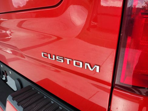 Used 2022 Chevrolet Silverado 1500 Custom w/ Safety Confidence Package RWD image 31