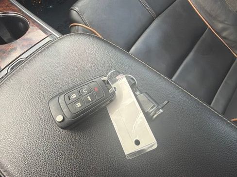 Used 2014 Chevrolet Impala LTZ FWD image 33
