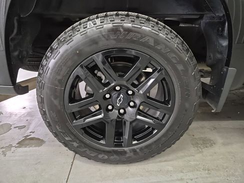 Used 2023 Chevrolet Silverado 1500 Custom w/ LPO, Dark Essentials Package image 11