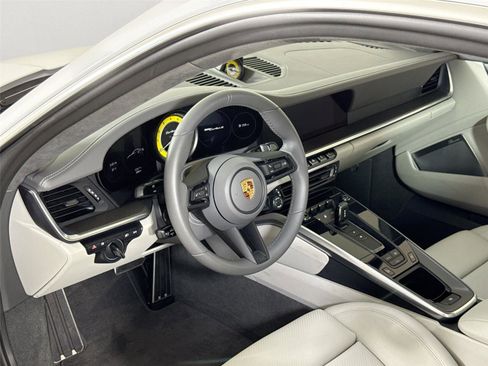 Used 2022 Porsche 911 Turbo S w/ 911 Turbo Sportdesign Package image 15