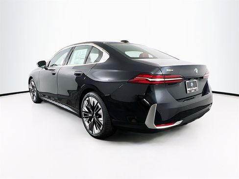 New 2025 BMW 530i xDrive image 5
