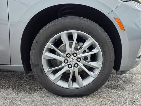 Used 2023 Buick Enclave Avenir w/ Avenir Technology Package AWD/4WD image 30