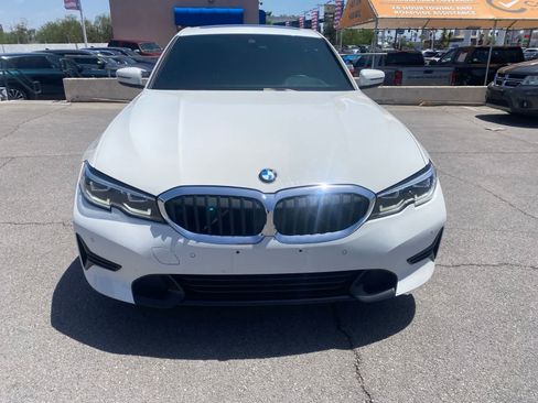 Used 2019 BMW 330i Sedan w/ Premium Package RWD image 2