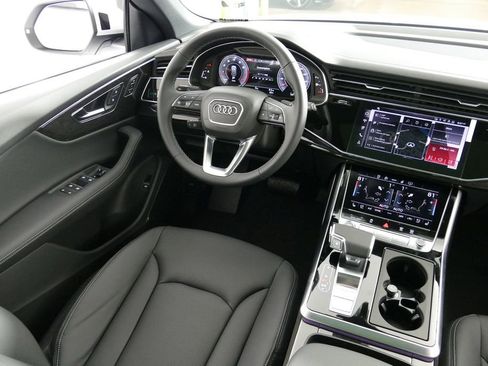 New 2026 Audi Q8 Premium Plus image 10