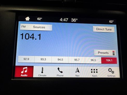 Used 2019 Ford Fusion SE image 19