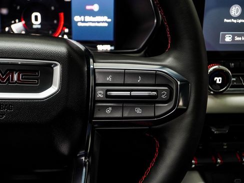 Used 2024 GMC Canyon AT4X image 30