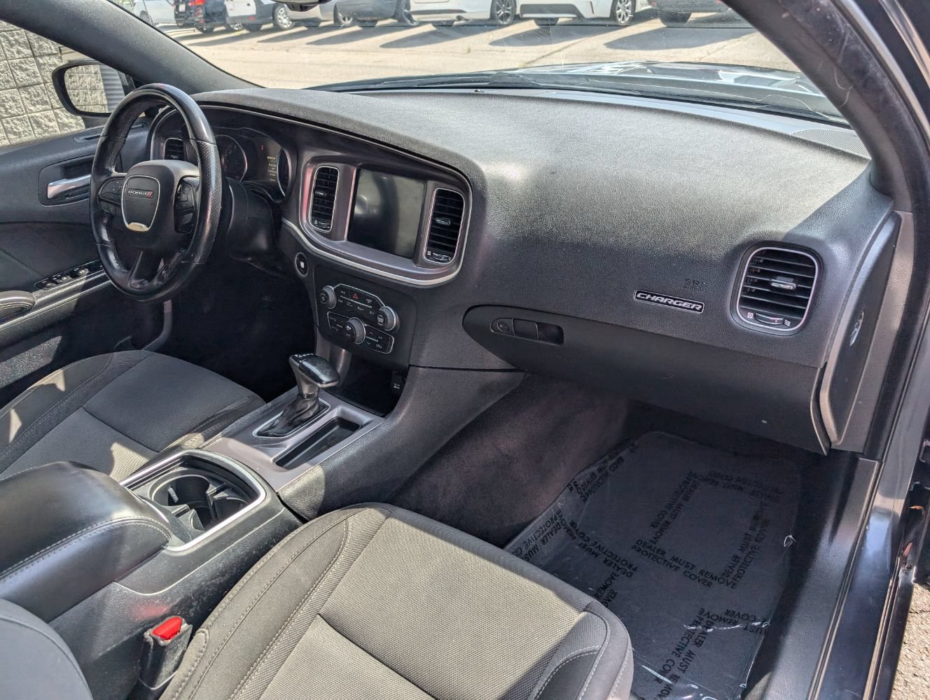 Used 2019 Dodge Charger SXT AWD/4WD image 13