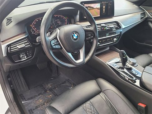 Used 2022 BMW 540i w/ Luxury Seating Package image 21