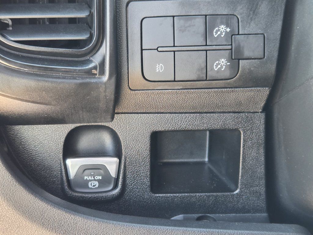 Used 2025 RAM ProMaster 2500 w/ U-Haul Equipment Group FWD image 23