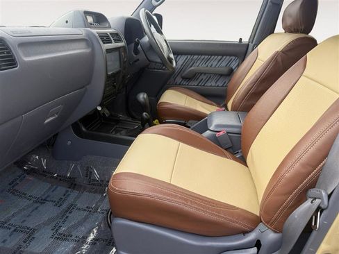 Used 1998 Toyota Land Cruiser image 15