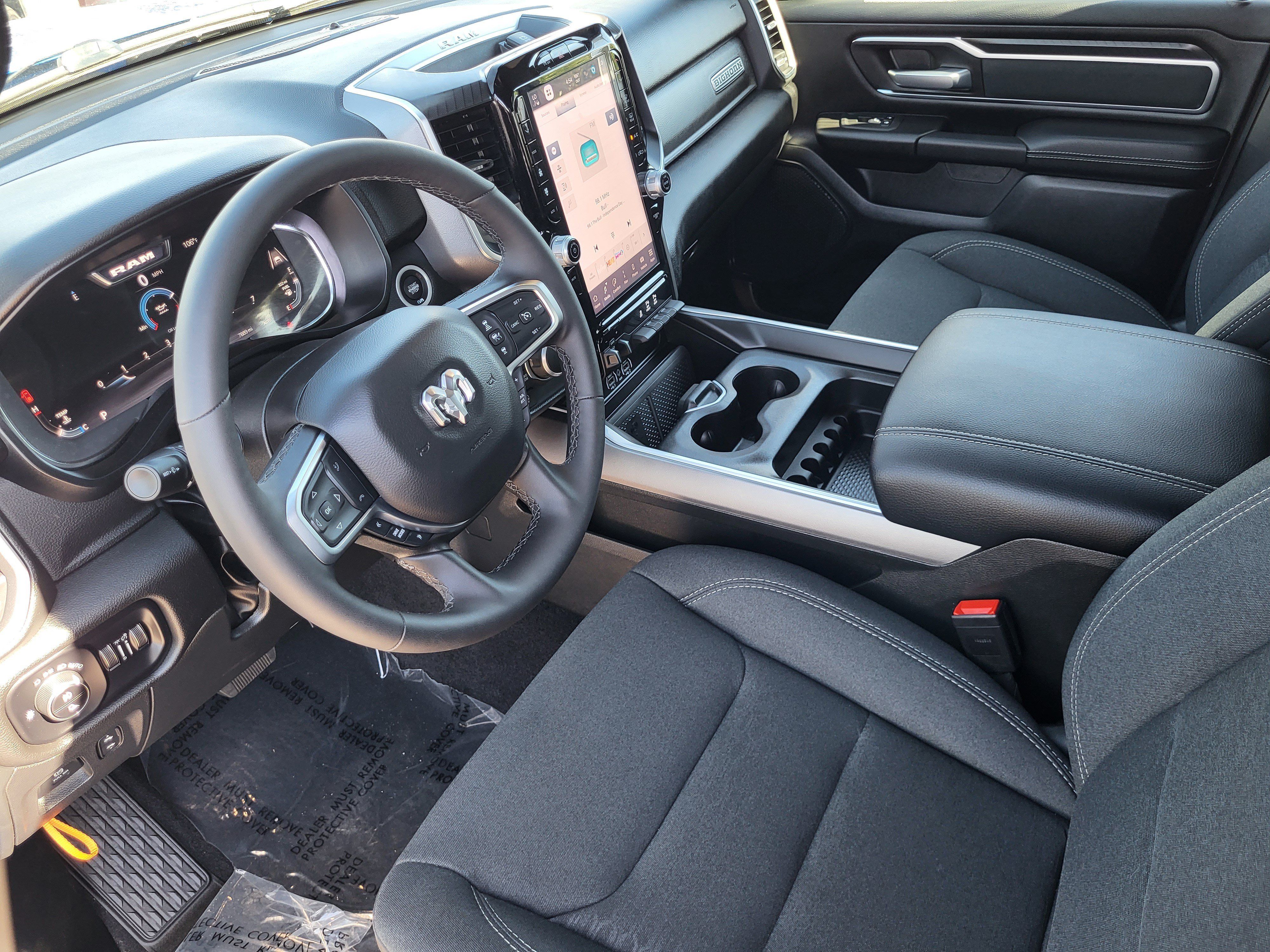 Used 2025 RAM 1500 Big Horn AWD/4WD image 14