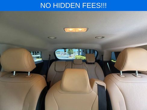 Used 2024 Kia Carnival LX FWD image 39