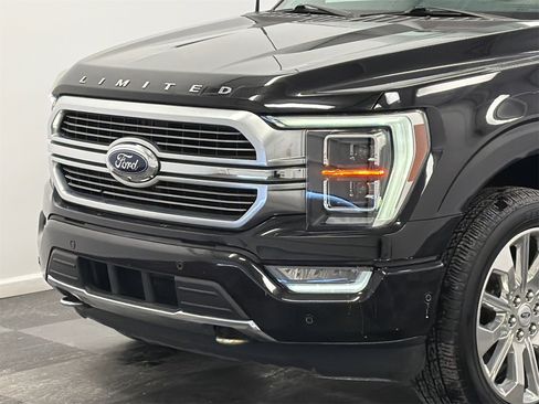 Used 2022 Ford F150 Limited image 2