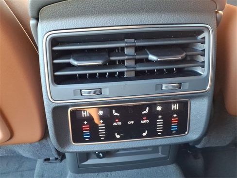 New 2026 Audi Q8 Premium Plus image 7