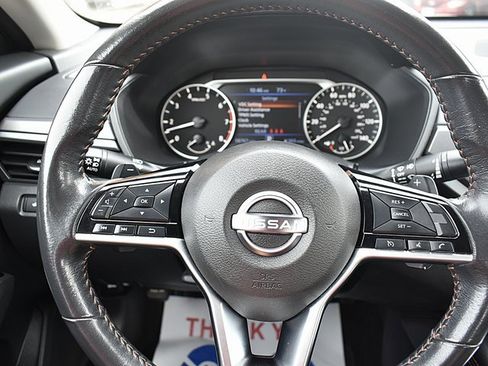 Certified 2023 Nissan Altima 2.5 SR image 40